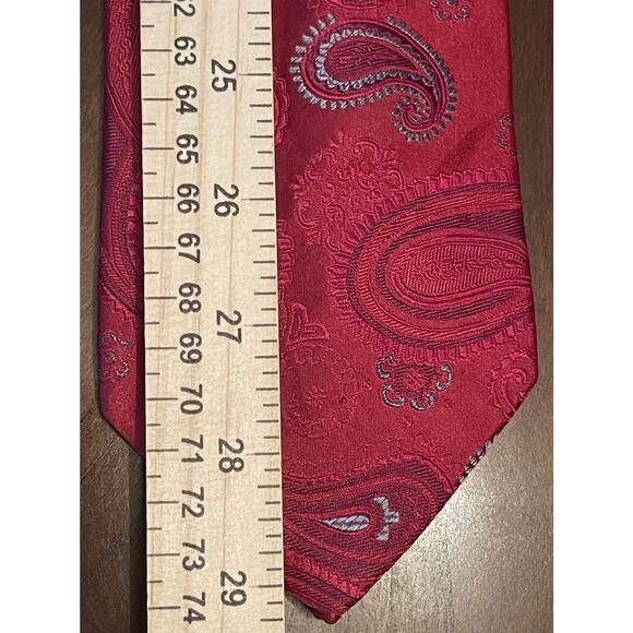Sean John Red Hand Made 100% Silk Men’s Neck Tie Made In China - Picture 5 of 9